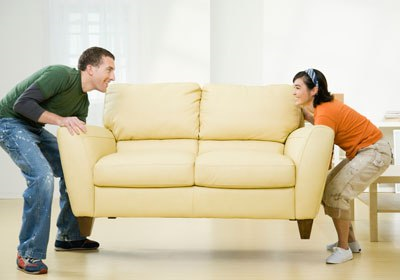 Lo sapevi che cambiare l’ordine dei mobili potrebbe metterti davvero di buonumore?